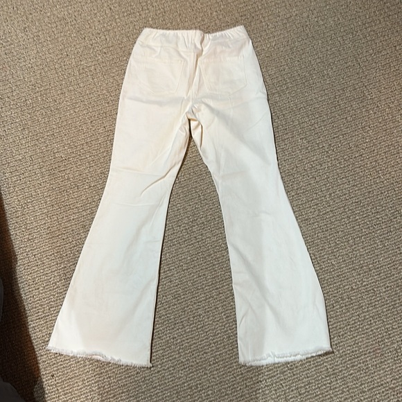 Cream ish white colored flare jeans - Picture 5 of 6